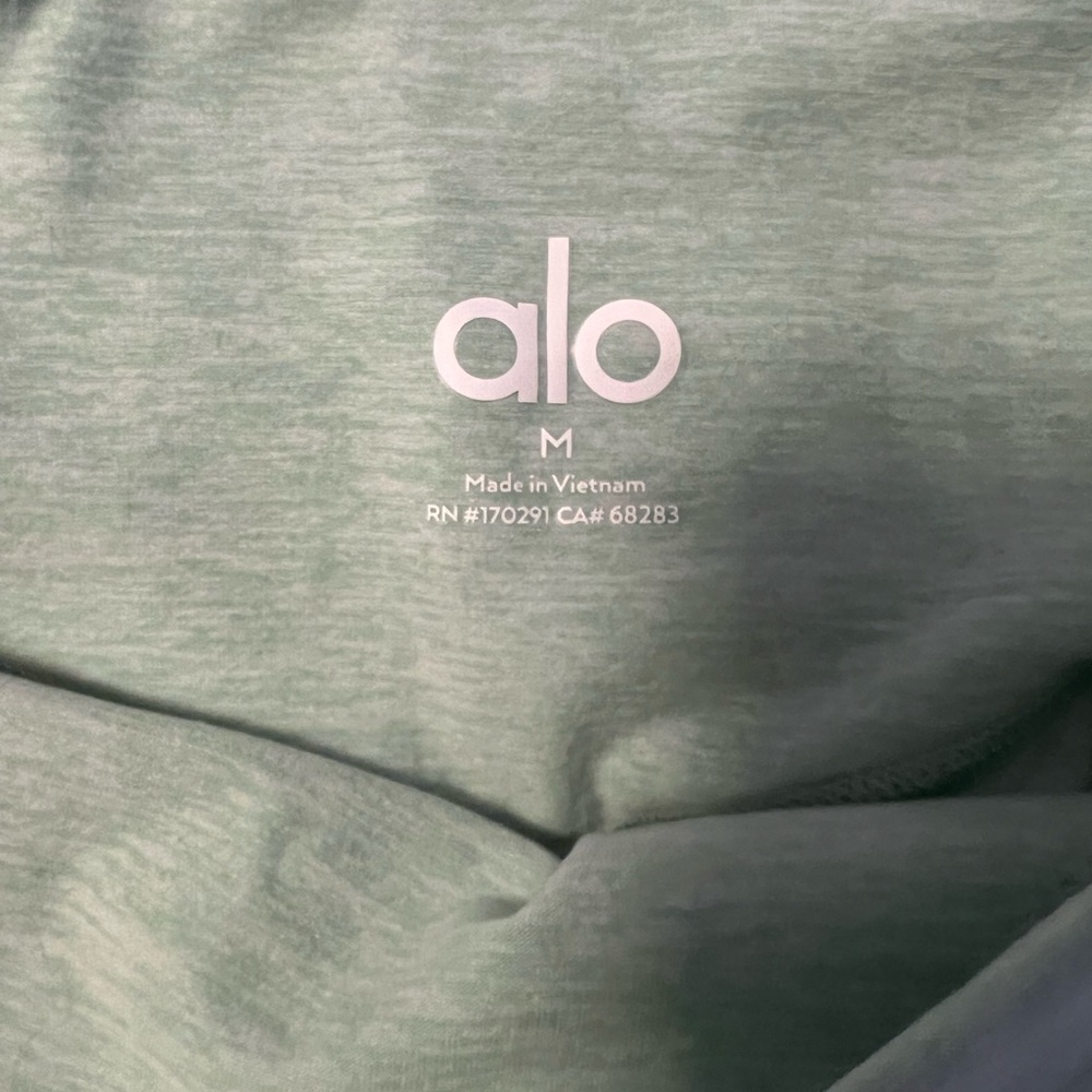 ALO Yoga Women's limited spearmint Leggings Sz M - Picture 5 of 6
